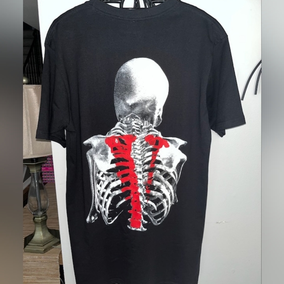 VLONE Shirt - Picture 2 of 2